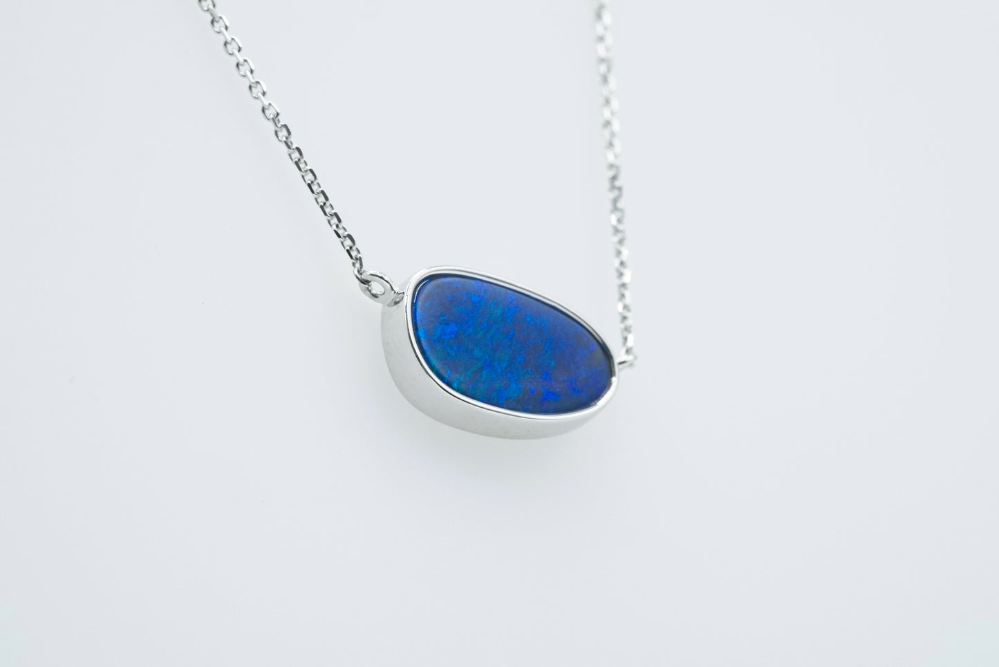 AUSTRALIAN OPAL DOUBLET NECKLACE
